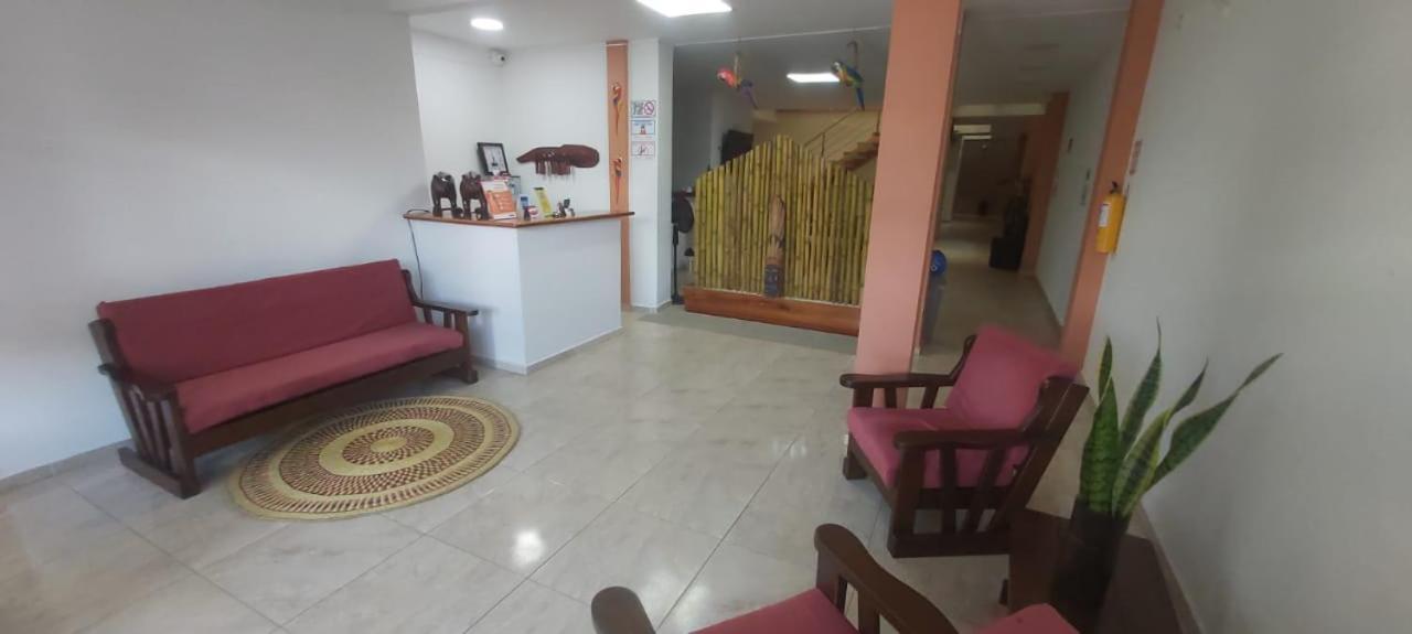 Tapir Hotel Leticia Buitenkant foto